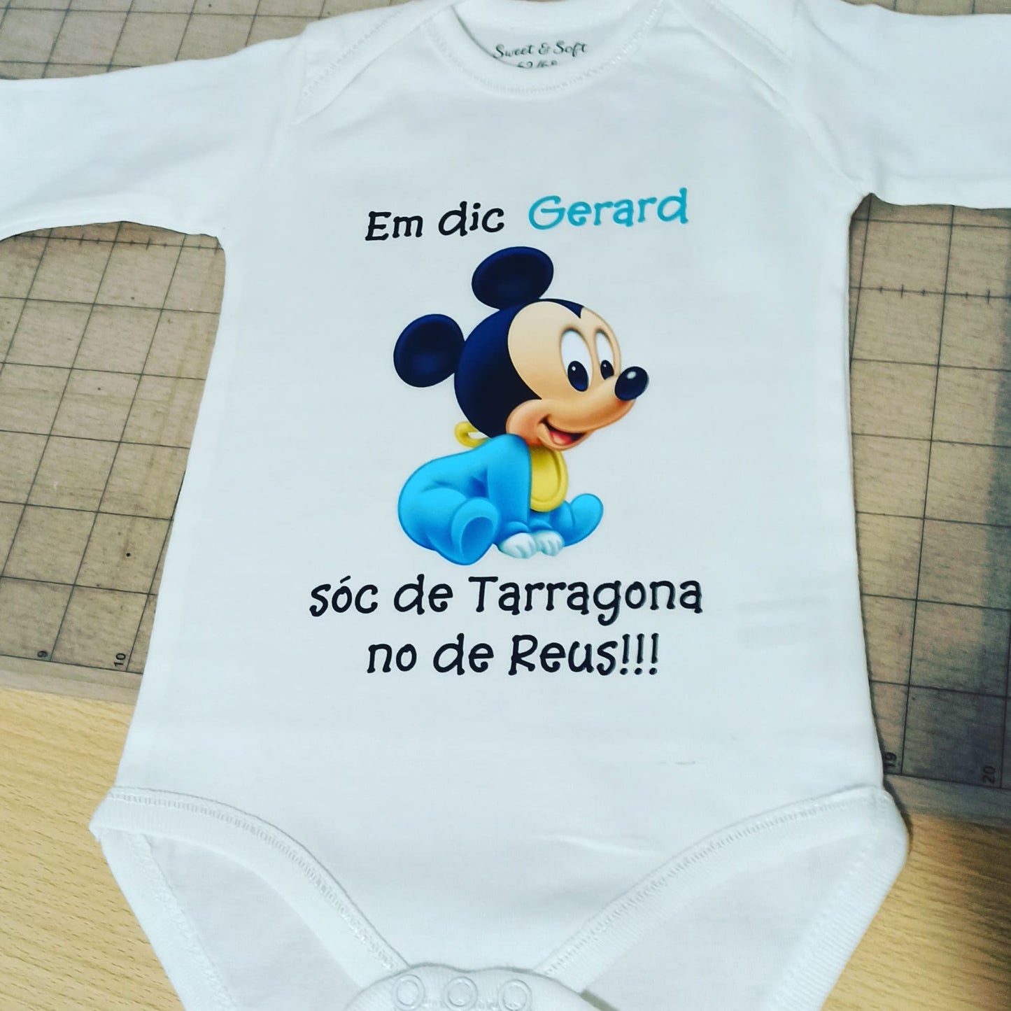 Body de bebé personalizado em dic..