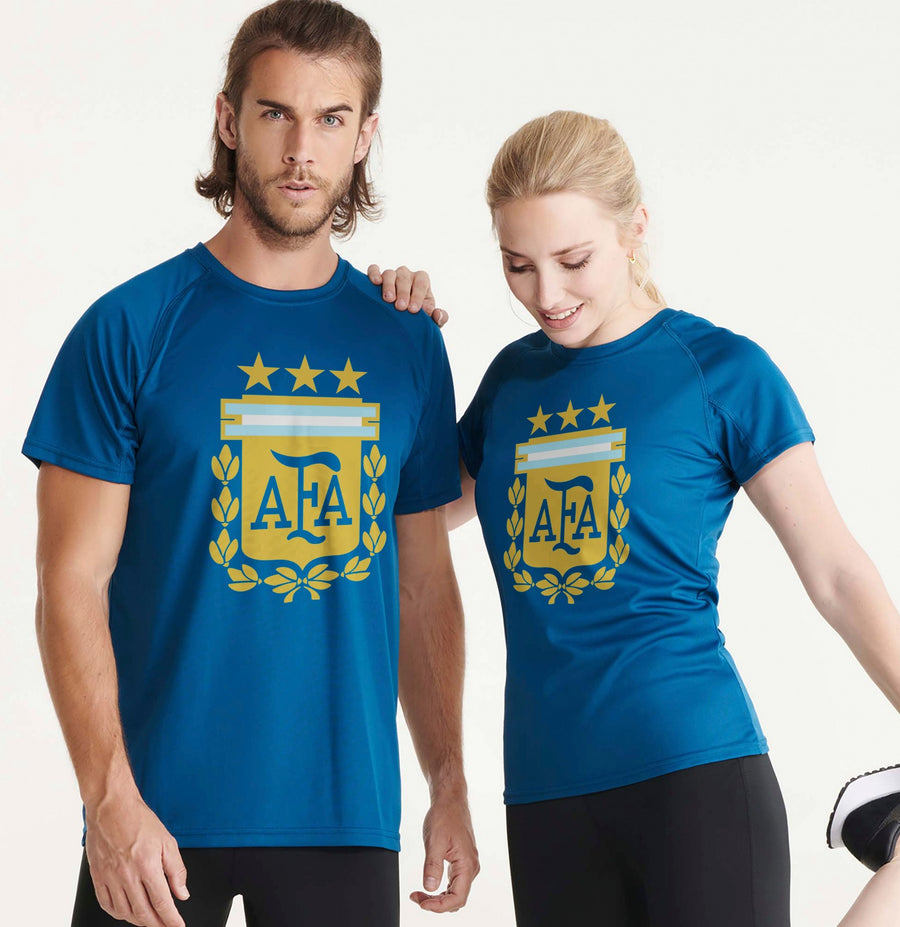 Camiseta deporte logo AFA con tres estrellas
