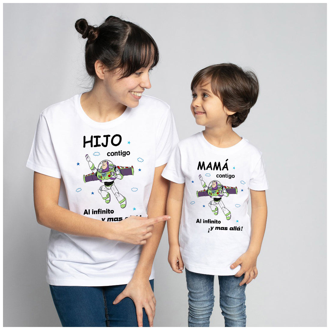 Camisetas personalizadas familia hasta el infinito – Disseny