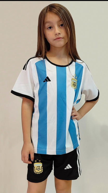 Camiseta y pantalón de futbol Argentina