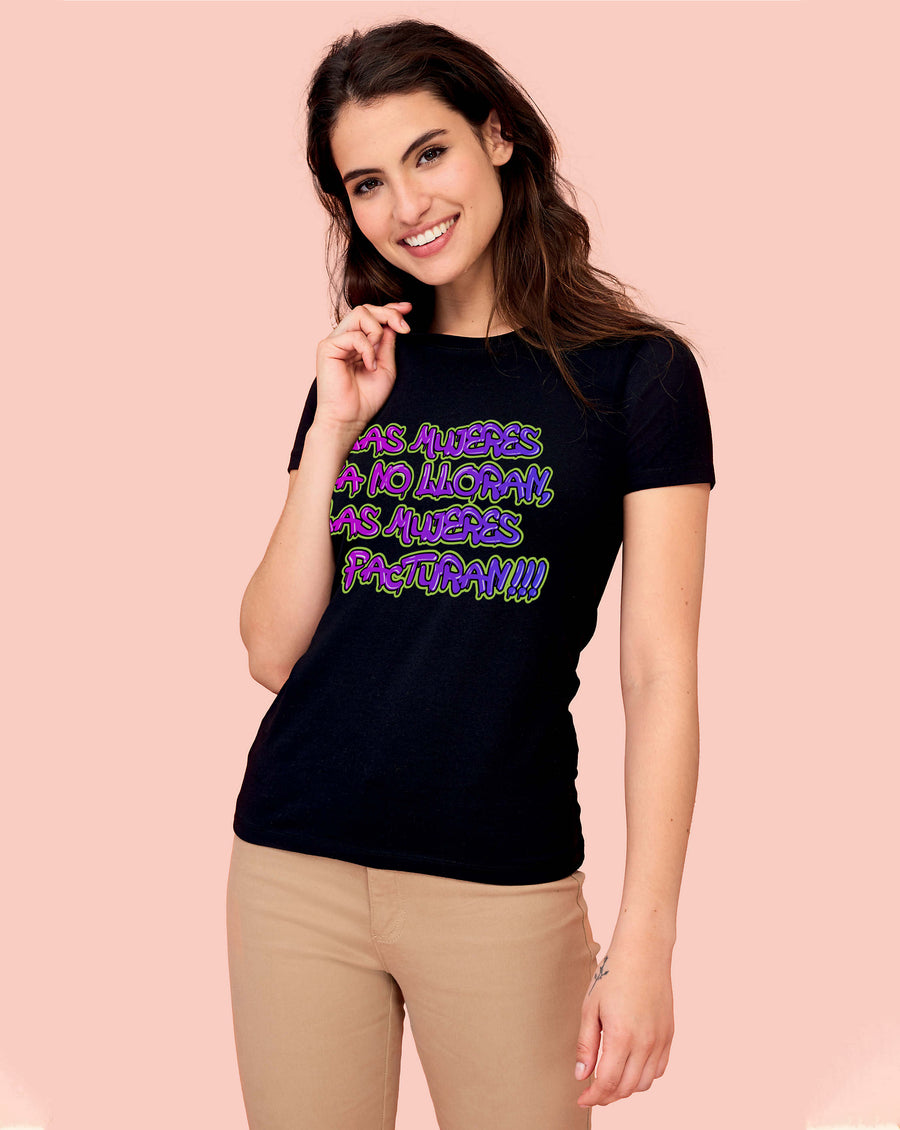 Camiseta personalizada las mujeres no lloran